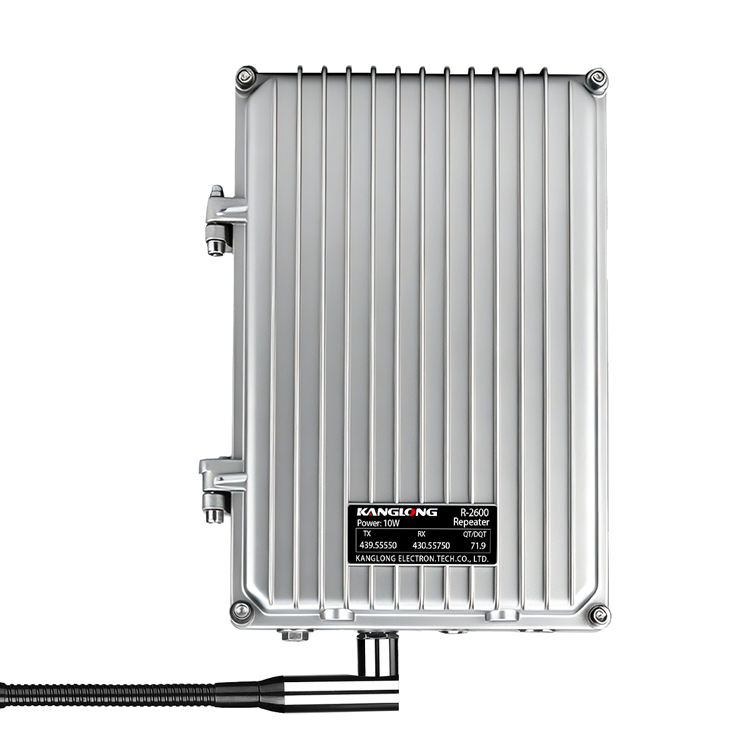 Repetidor analógico R-2600